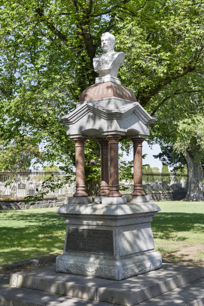 Councillor William Cook Memorial Drinking Fountain image 1086587-2