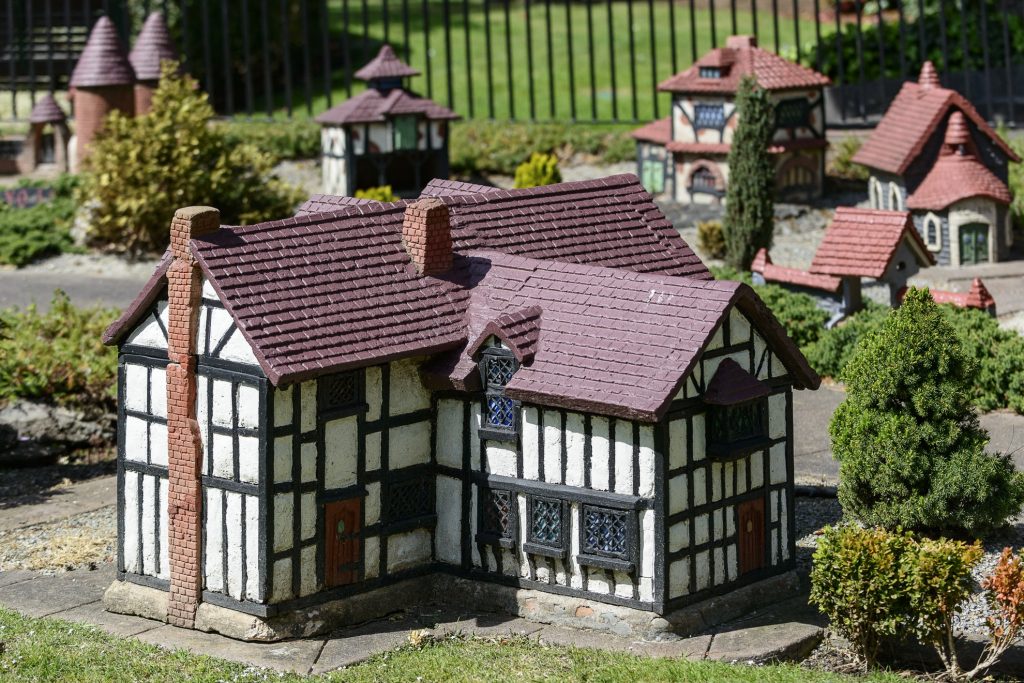 Model Tudor Village image 1086743-2