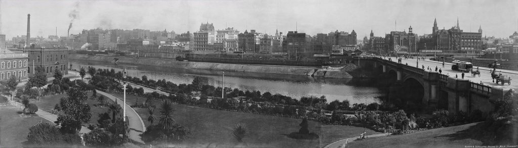 Panoramic view of the City from South Bank of the river Yarra