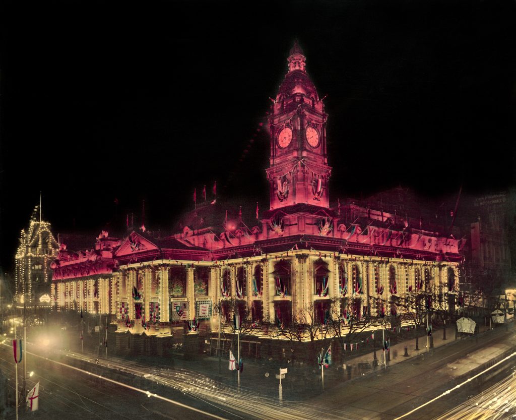 Melbourne Town Hall illuminated for royal visit