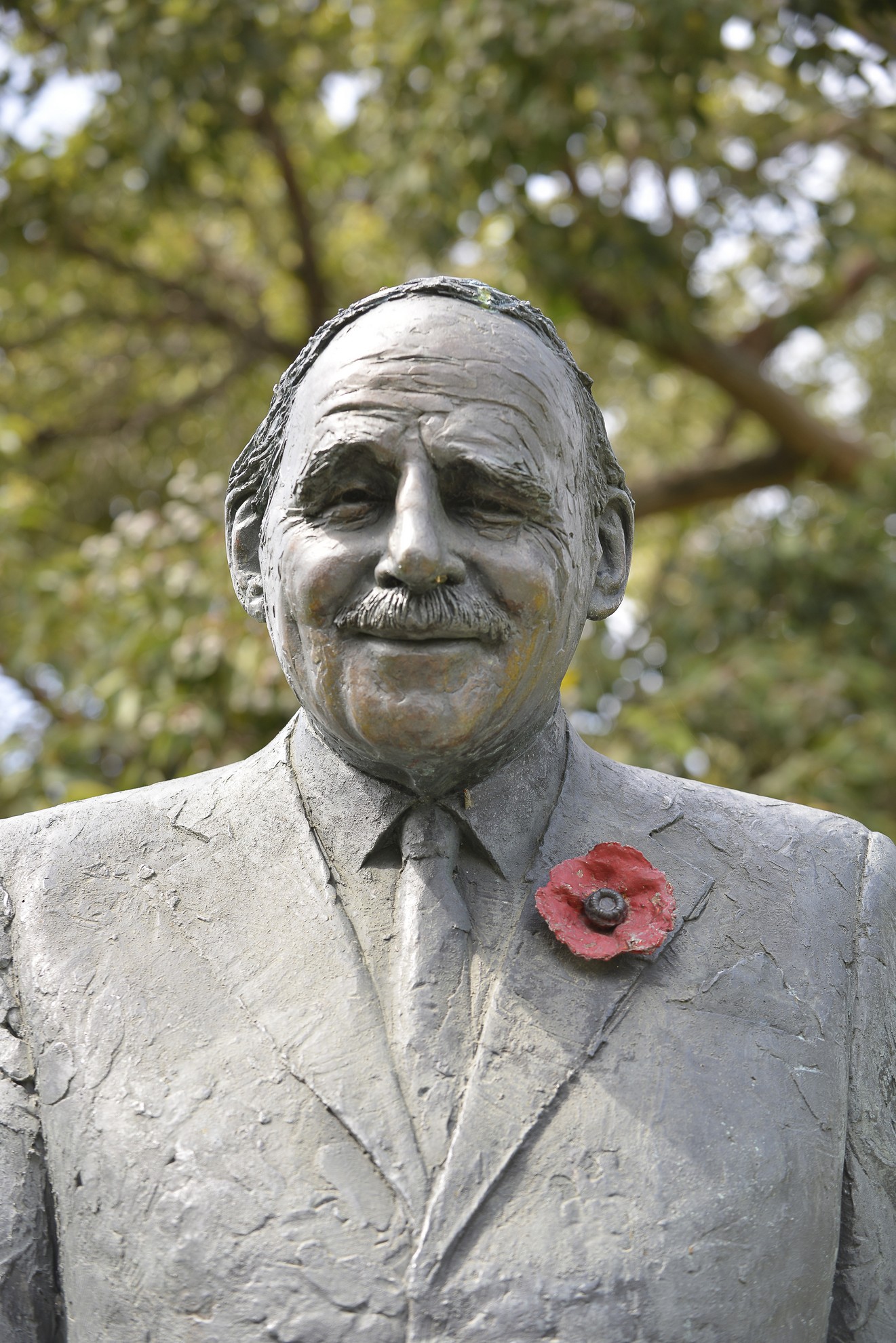 sir-edward-weary-dunlop-city-collection