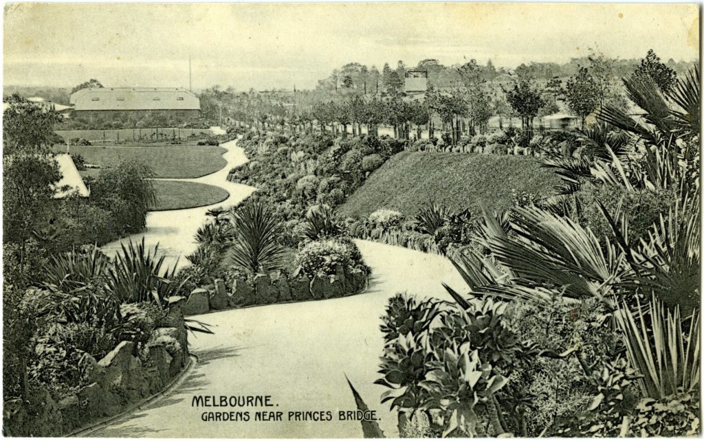 Melbourne Gardens near Princes Bridge