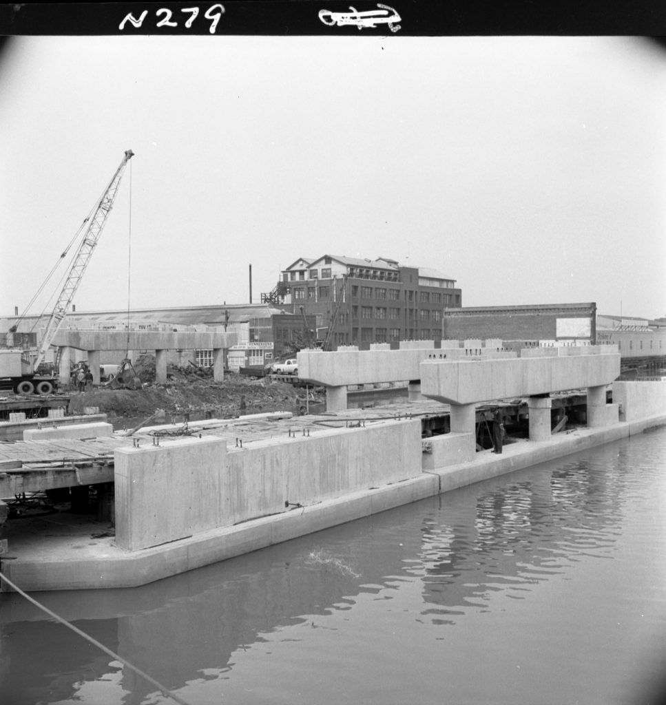 N279 Image of King Street bridge construction, showing piers for upper and lower levels