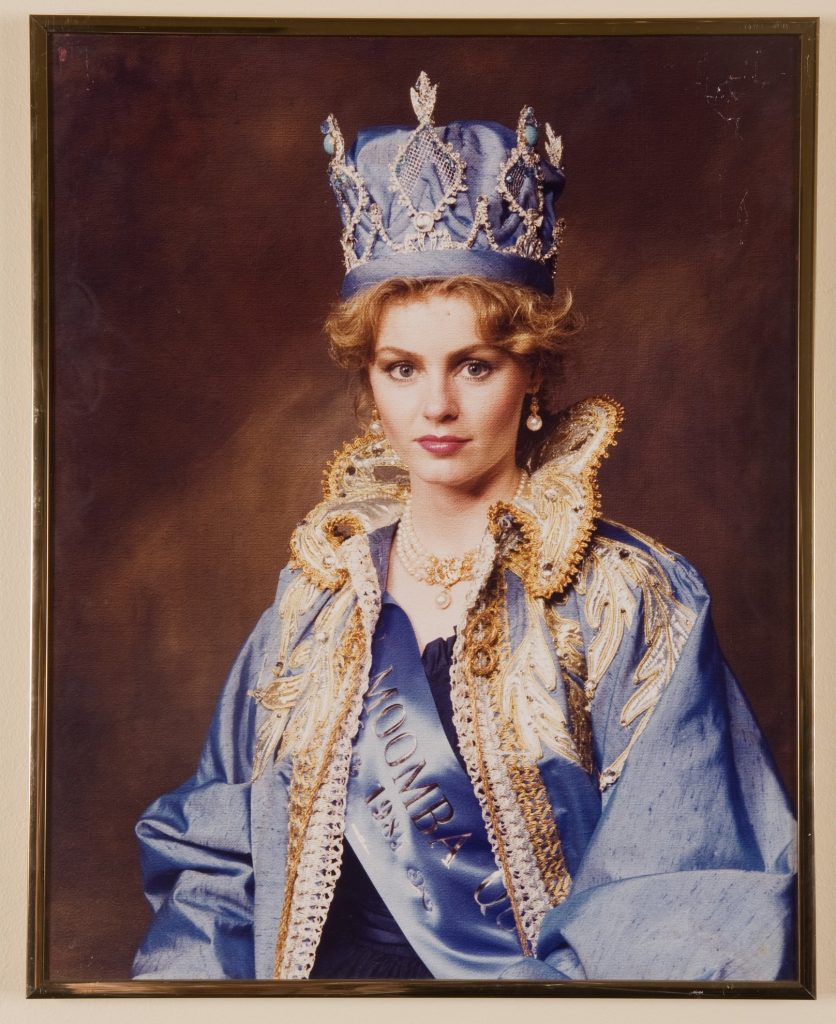 Portrait – Moomba Queen – Anne Erickson