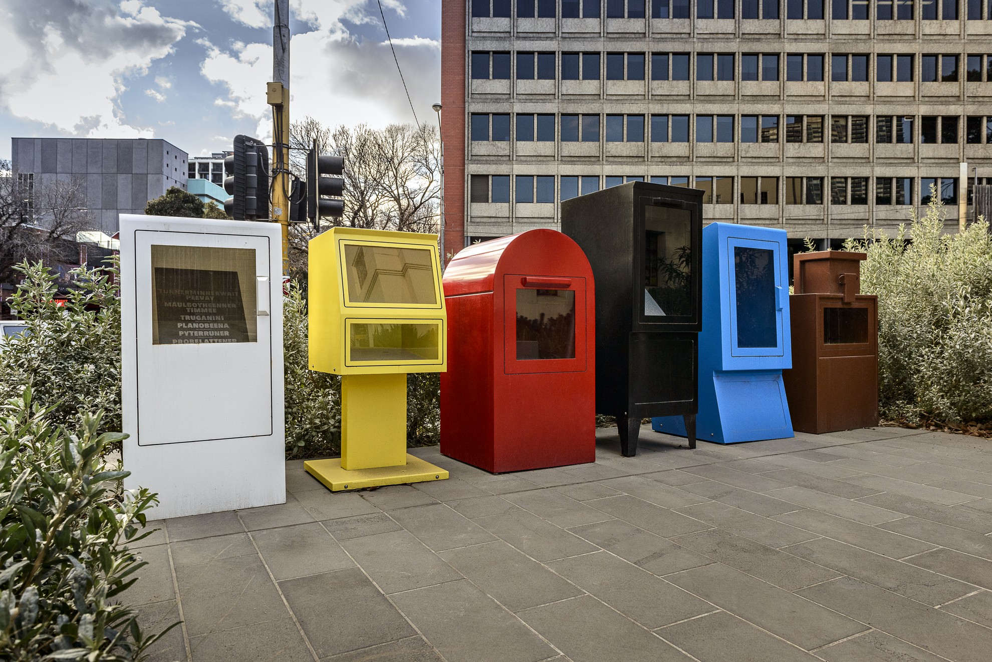 Standing by Tunnerminnerwait and Maulboyheenner City Collection