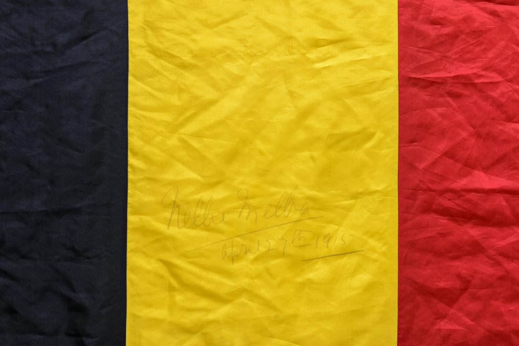 Belgian flag signed by Dame Nellie Melba image 1657692-2