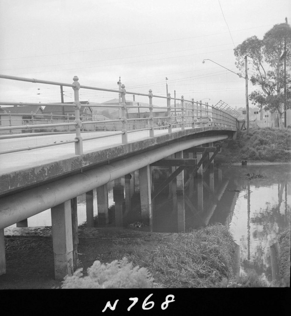 N768 Image showing Macauley Road Bridge