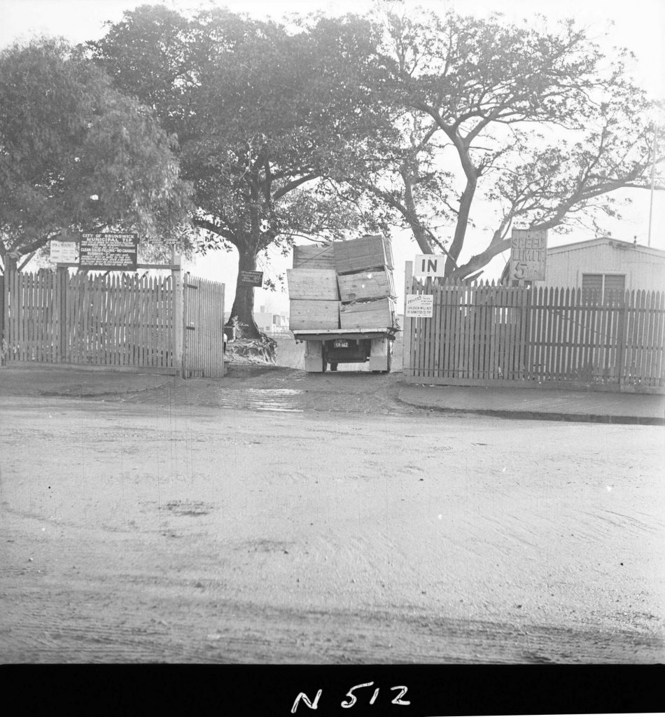 N512 Image of a private truck at Brunswick tip