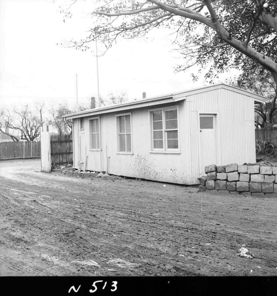 N513 Image of an amenities hut at Brunswick tip