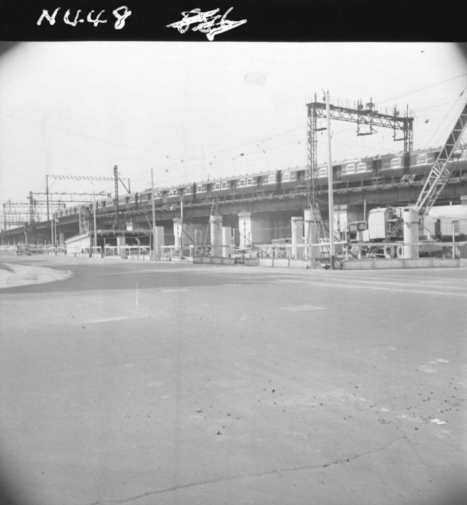 N448 Image showing supporting piers for the Flinders Street overpass