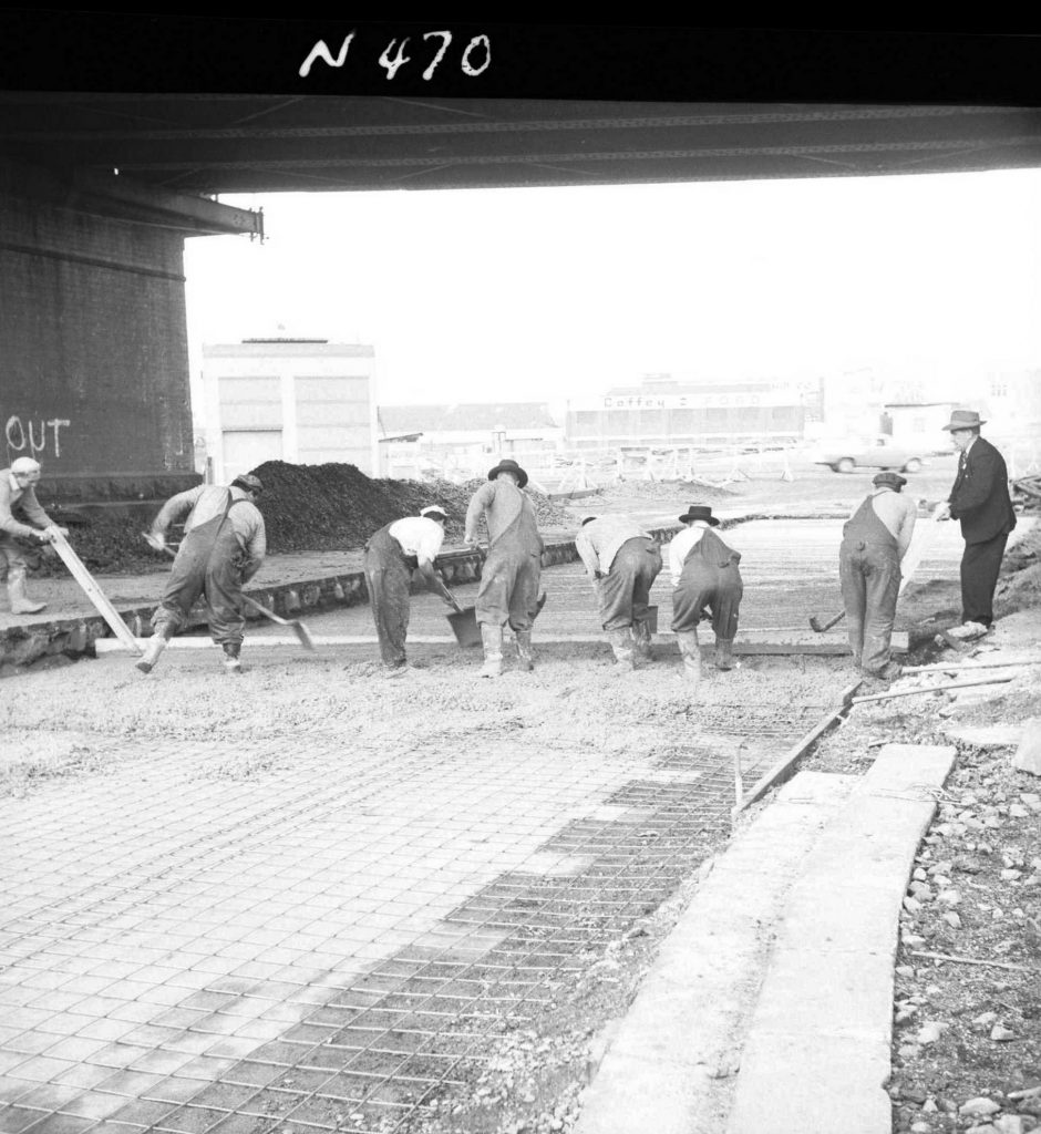 N470 Image showing construction of the Flinders Street overpass