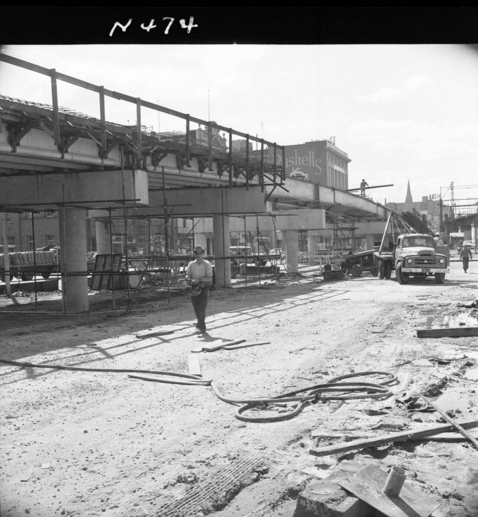 N474 Image showing construction of the Flinders Street overpass