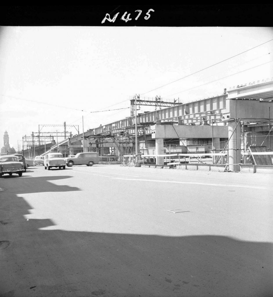 N475 Image showing construction of the Flinders Street overpass