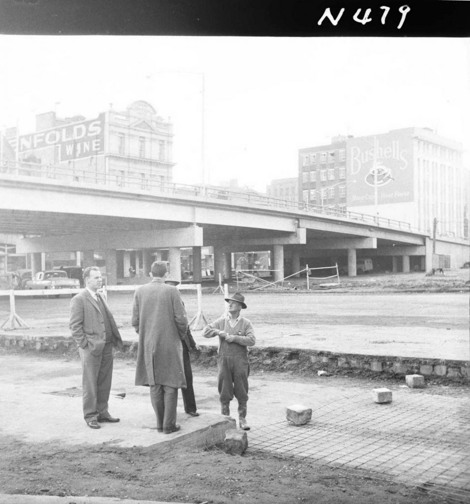 N479 Image showing construction of the Flinders Street overpass