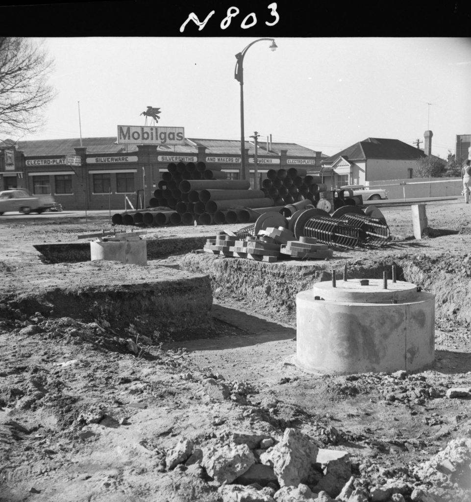 N803 Image showing construction of the Morshead overpass