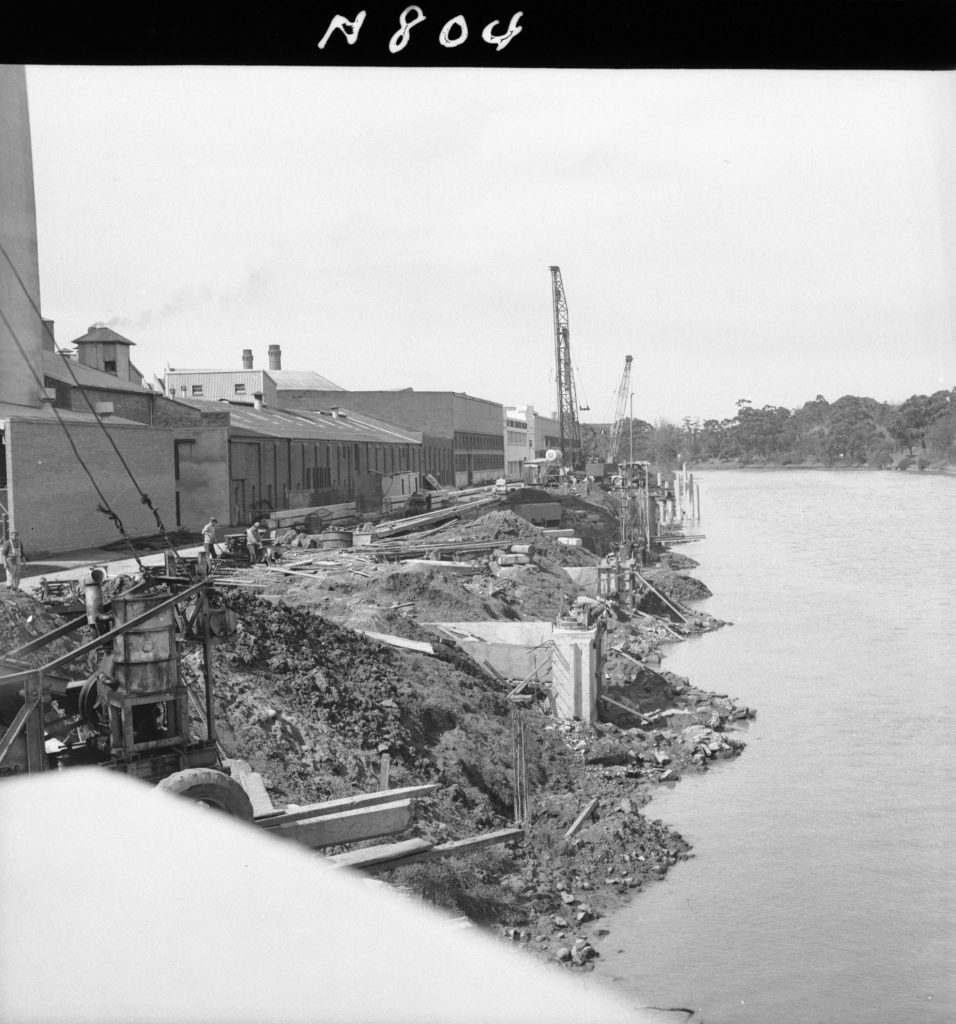 N804 Image showing construction of the Morshead overpass