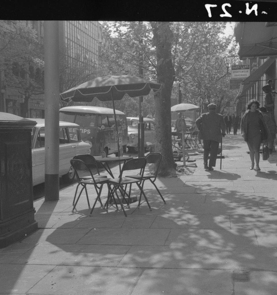 N27 Image showing cafe furniture on Collins Street