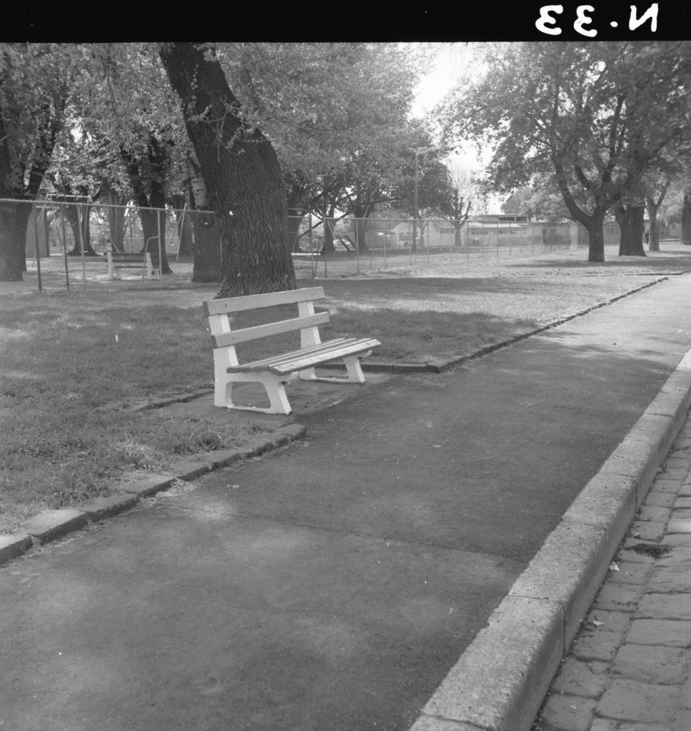 N33 Image of a park bench