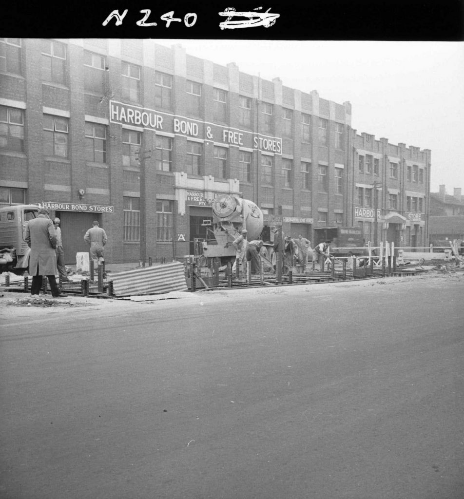 N240 Image showing the side of a pit during the Flinders Street extension