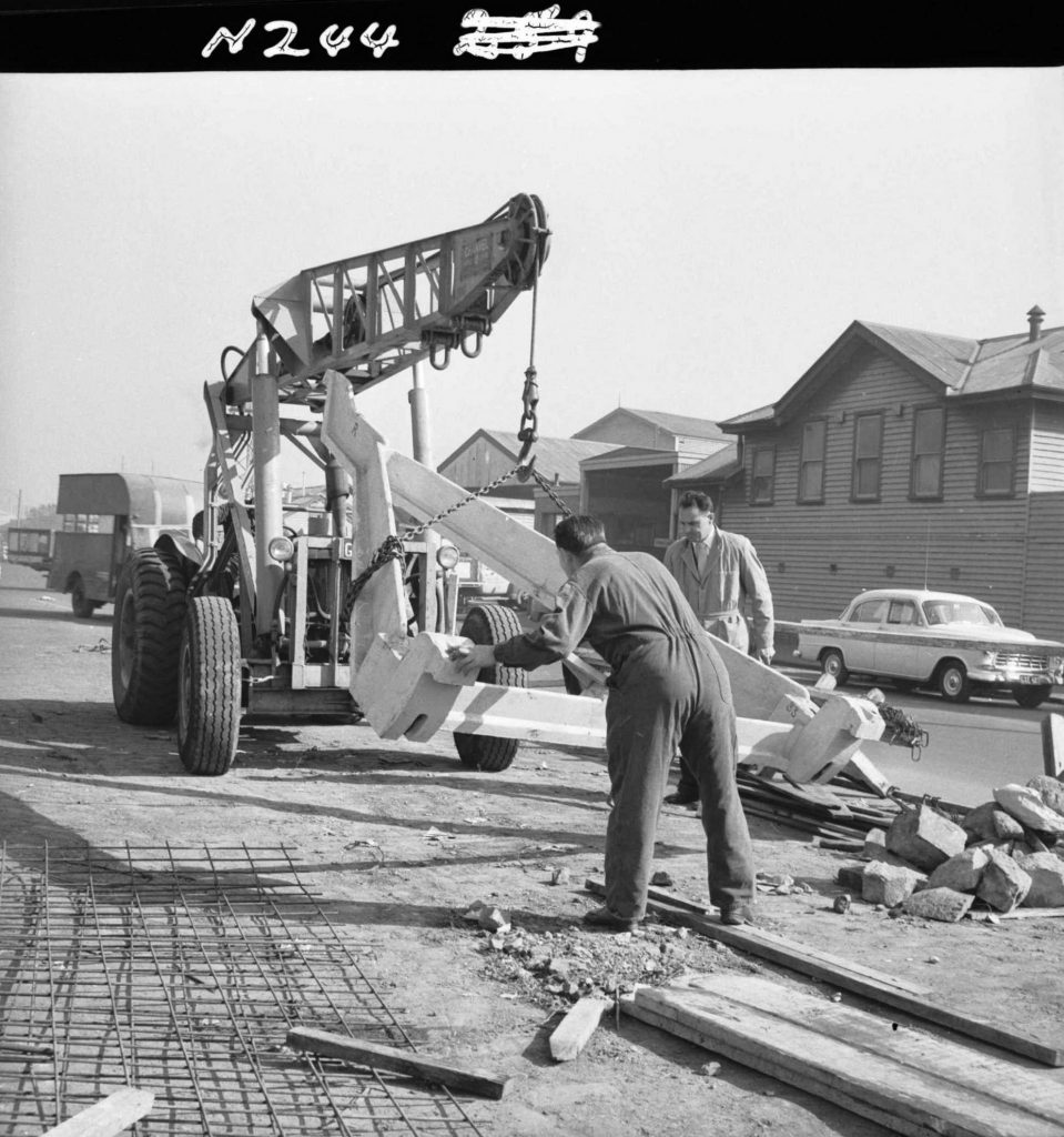 N244 Image showing the arrival of parts for construction of a weighbridge on Flinders Street