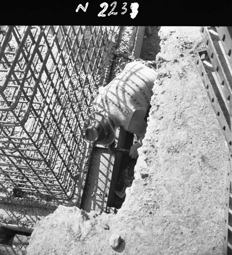 N223 Image showing screeding of the footing during construction of a weighbridge on Flinders Street