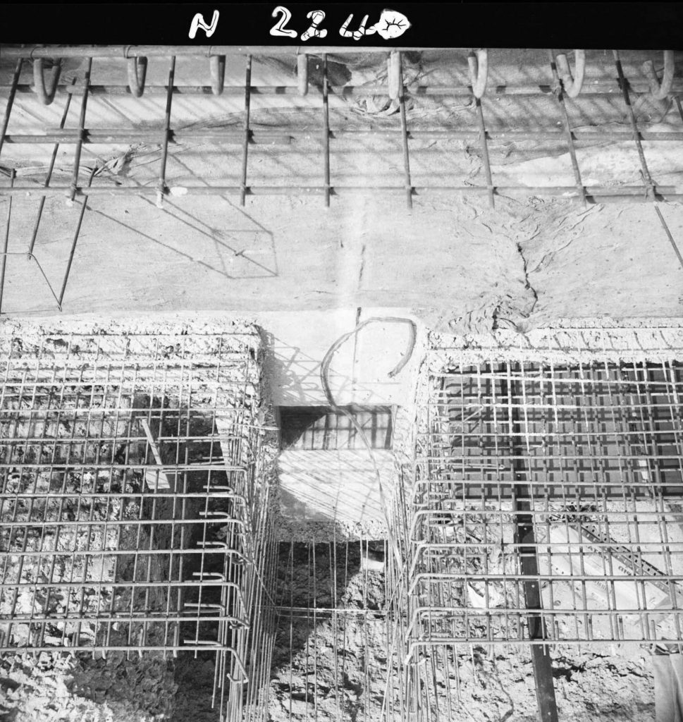 N224 Image showing curing of the floor slab during construction of a weighbridge on Flinders Street