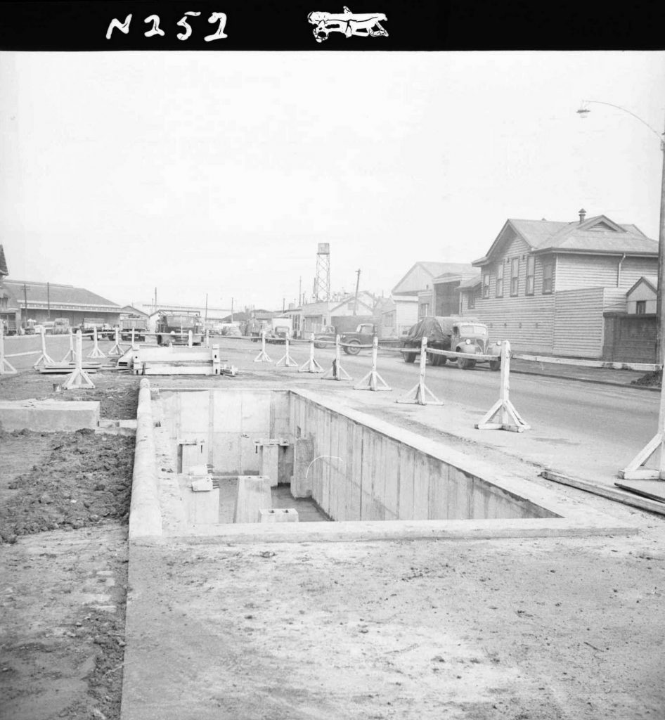 N252 Image showing pit approaches cemented during construction of a weighbridge on Flinders Street