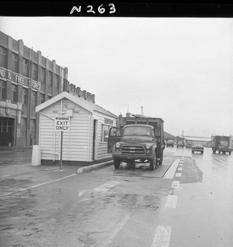 N263 Image showing the completed weighbridge on Flinders Street in use