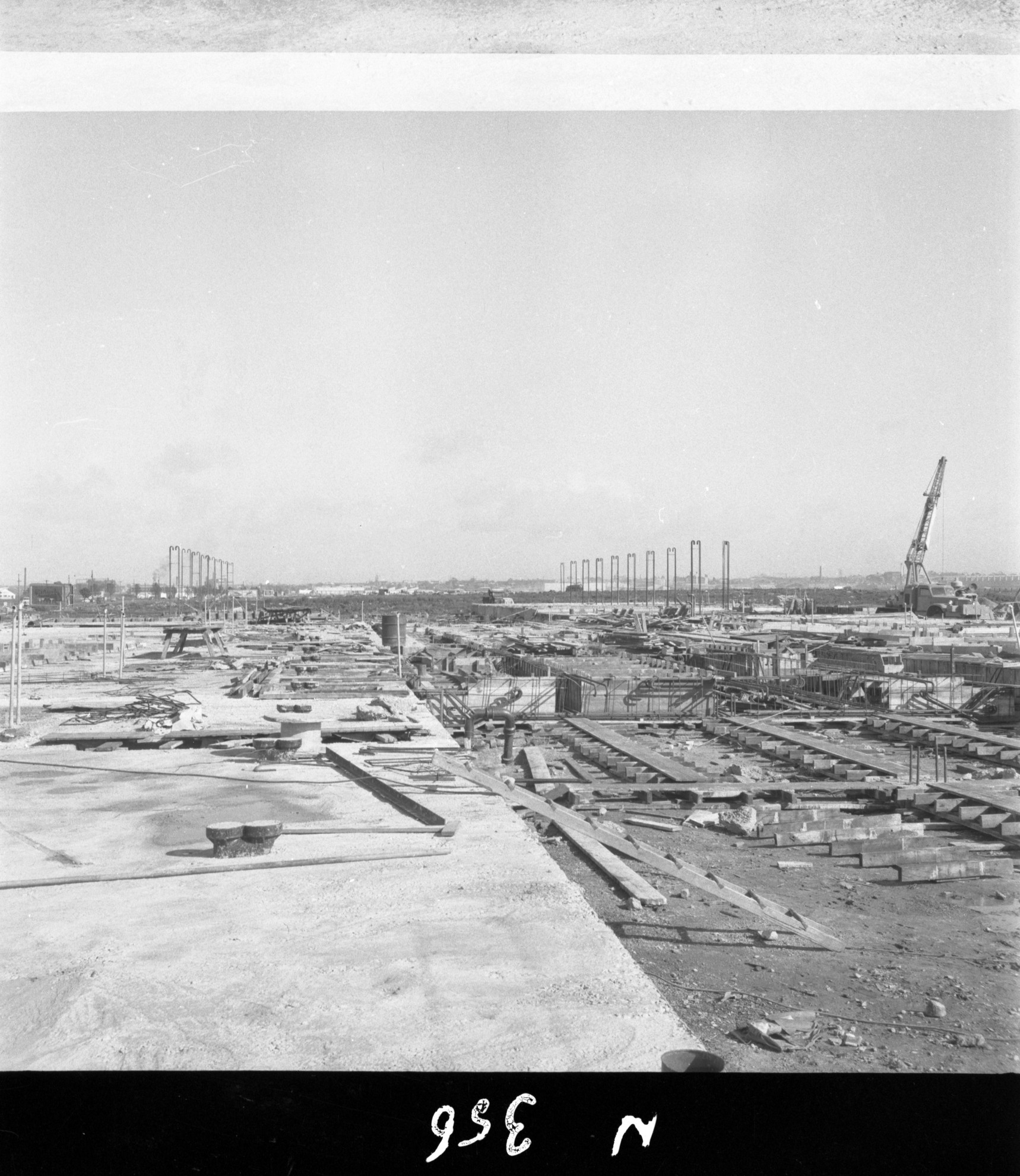 N356 Image showing construction of the Fish Market on Footscray Road City Collection