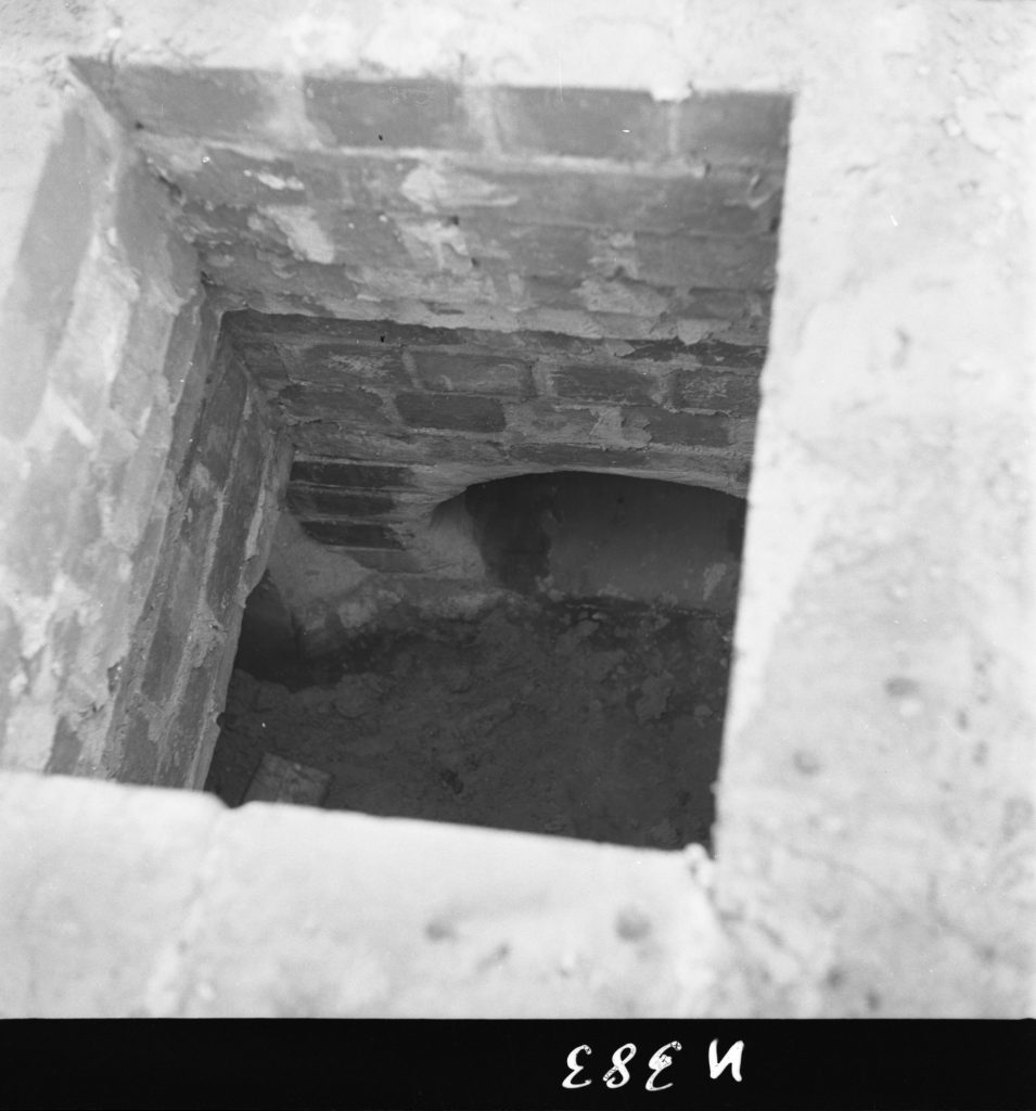 N383 Image showing a close-up view of a pit, during construction of the Fish Market on Footscray Road