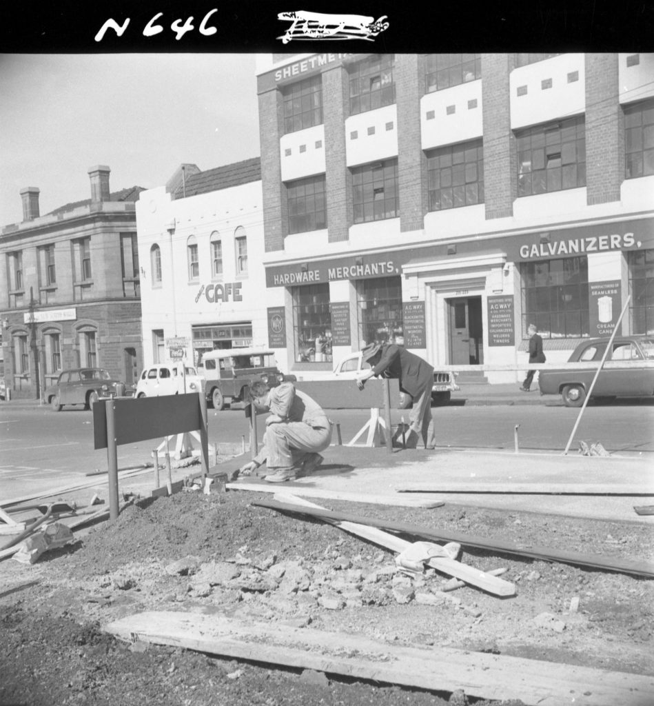 N646 Image showing construction of a concrete roundabout and traffic island near the Queen Victoria Market