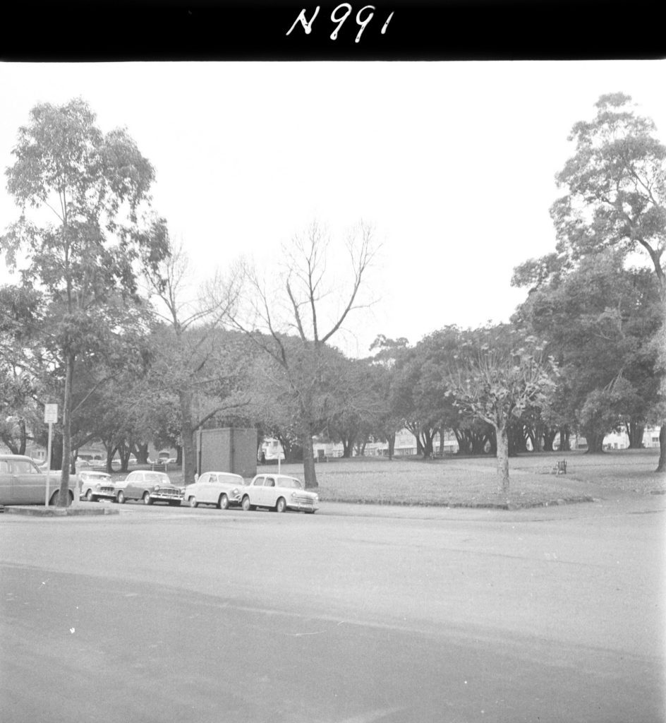 N991 Image showing a view of Lincoln Square, looking north-east from Bouverie Street (with N992)