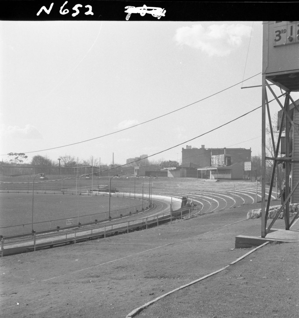 N652 Image showing terracing at North Melbourne Stadium (with N651)