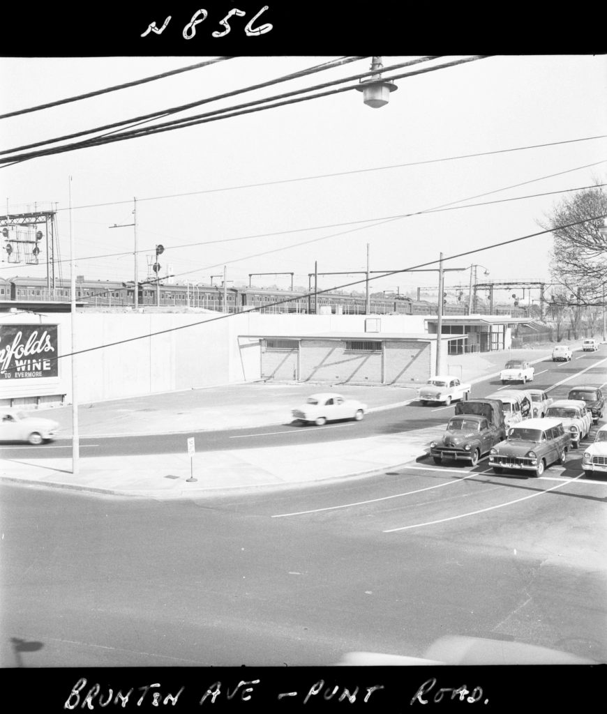 N856 Image showing Brunton Avenue after road widening, viewed from Punt Road