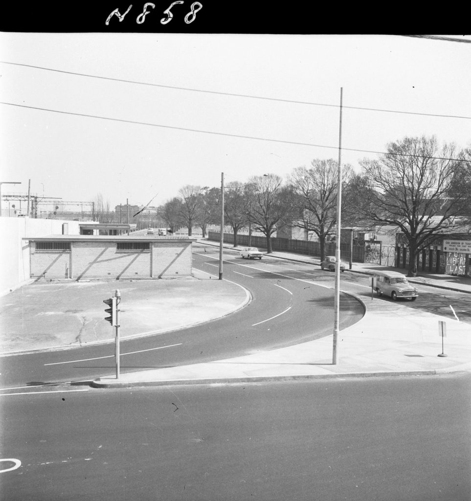 N858 Image showing Brunton Avenue after road widening, viewed from Punt Road