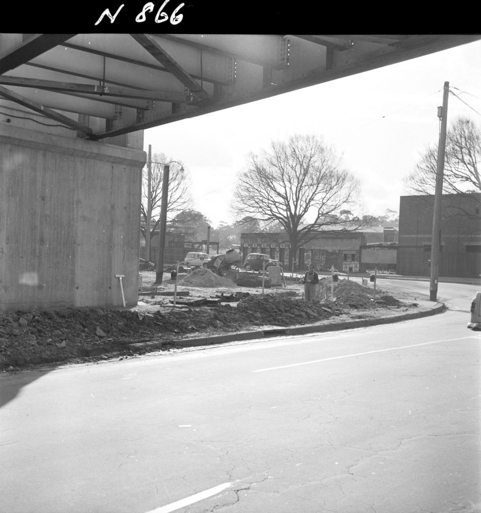 N866 Image showing roadworks along Punt Road