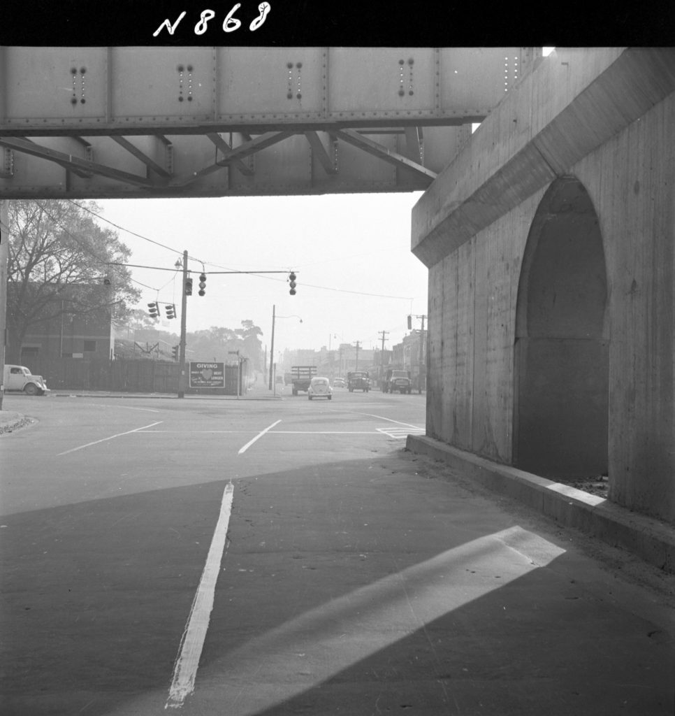 N868 Image showing roadworks along Punt Road