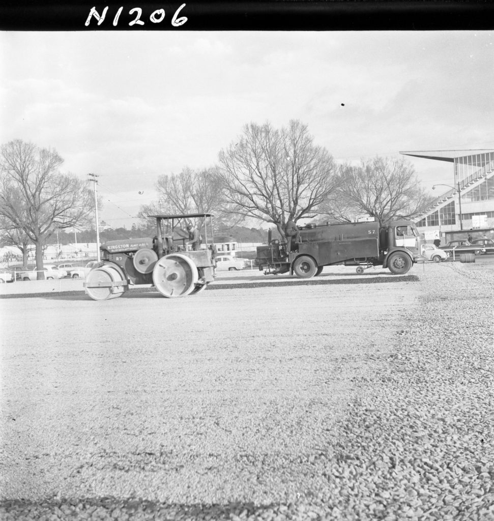 N1206 Image showing construction of Yarra Park car park