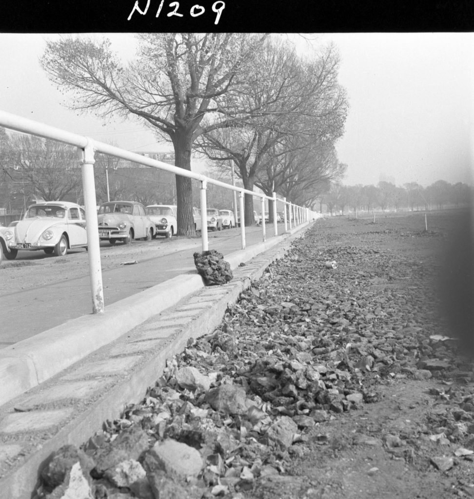 N1209 Image showing construction of Yarra Park car park