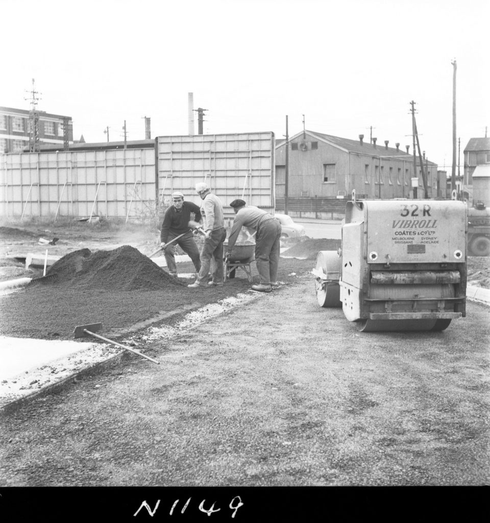 N1149 Image showing construction of a weighbridge on Dudley Street