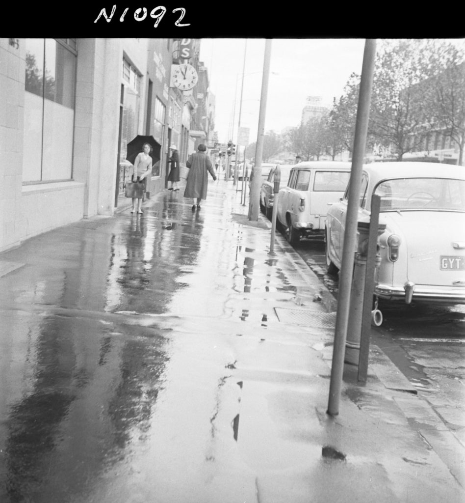 N1092 Image showing a footpath on the west side of King Street