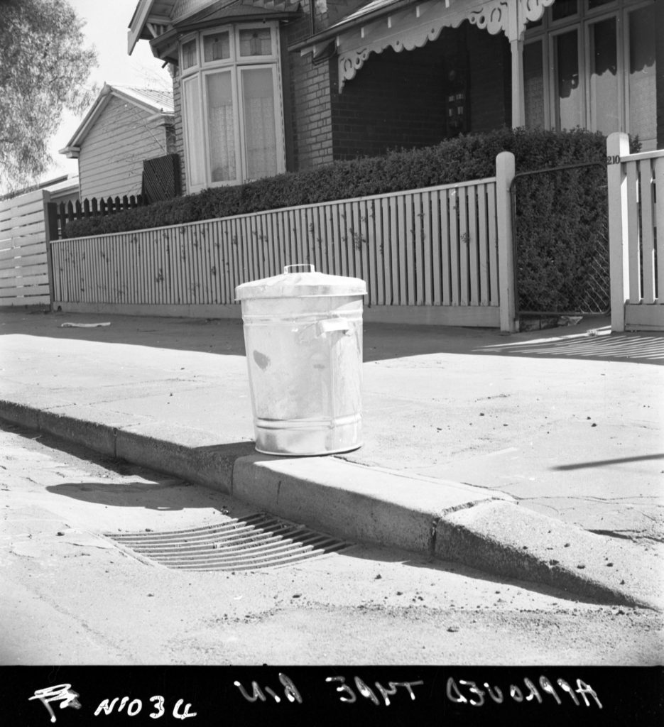 N1034 Image of an approved garage bin