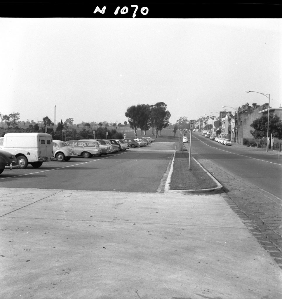 N1070 Image showing the Royal Children’s Hospital parking area on Gatehouse Street