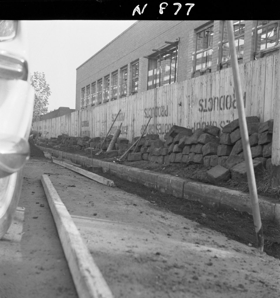 N877 Image showing construction of Melbourne City Council’s City Engineers Department Workshops on Green Street, North Melbourne