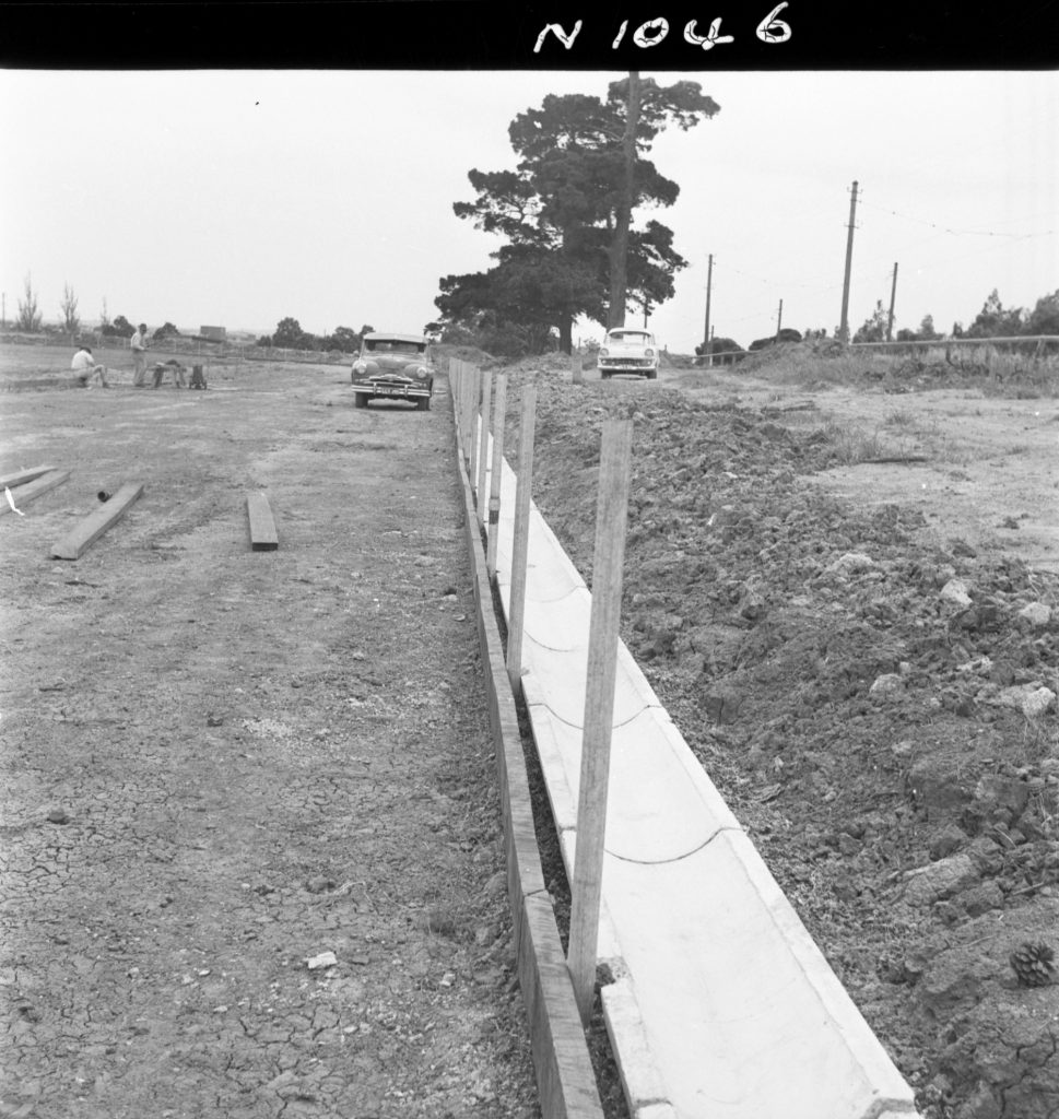 N1046 Image showing construction of the Womens Athletic Ground in Royal Park