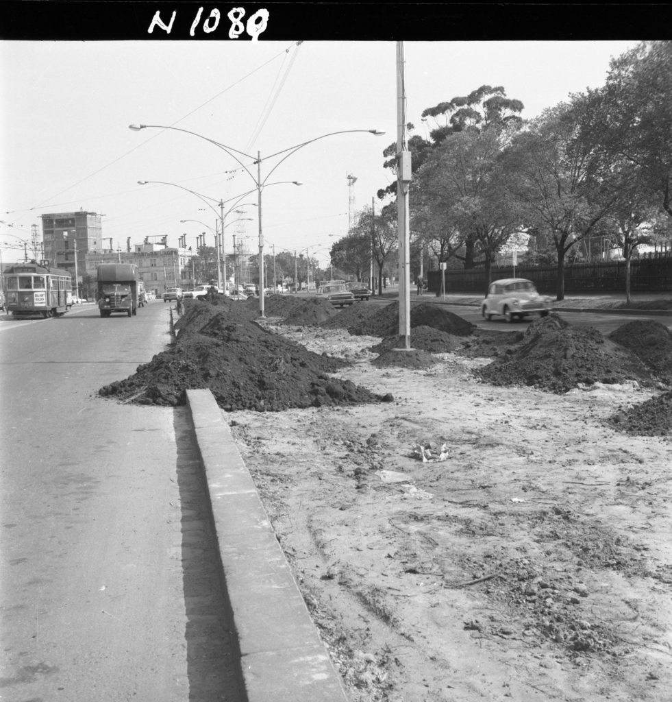 N1080 Image showing road reconstruction on St Kilda Road, between Bromby Street and Domain Road