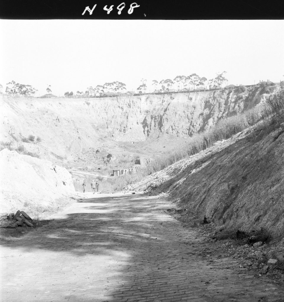 N498 Image showing the roadway into Hoffman’s Quarry