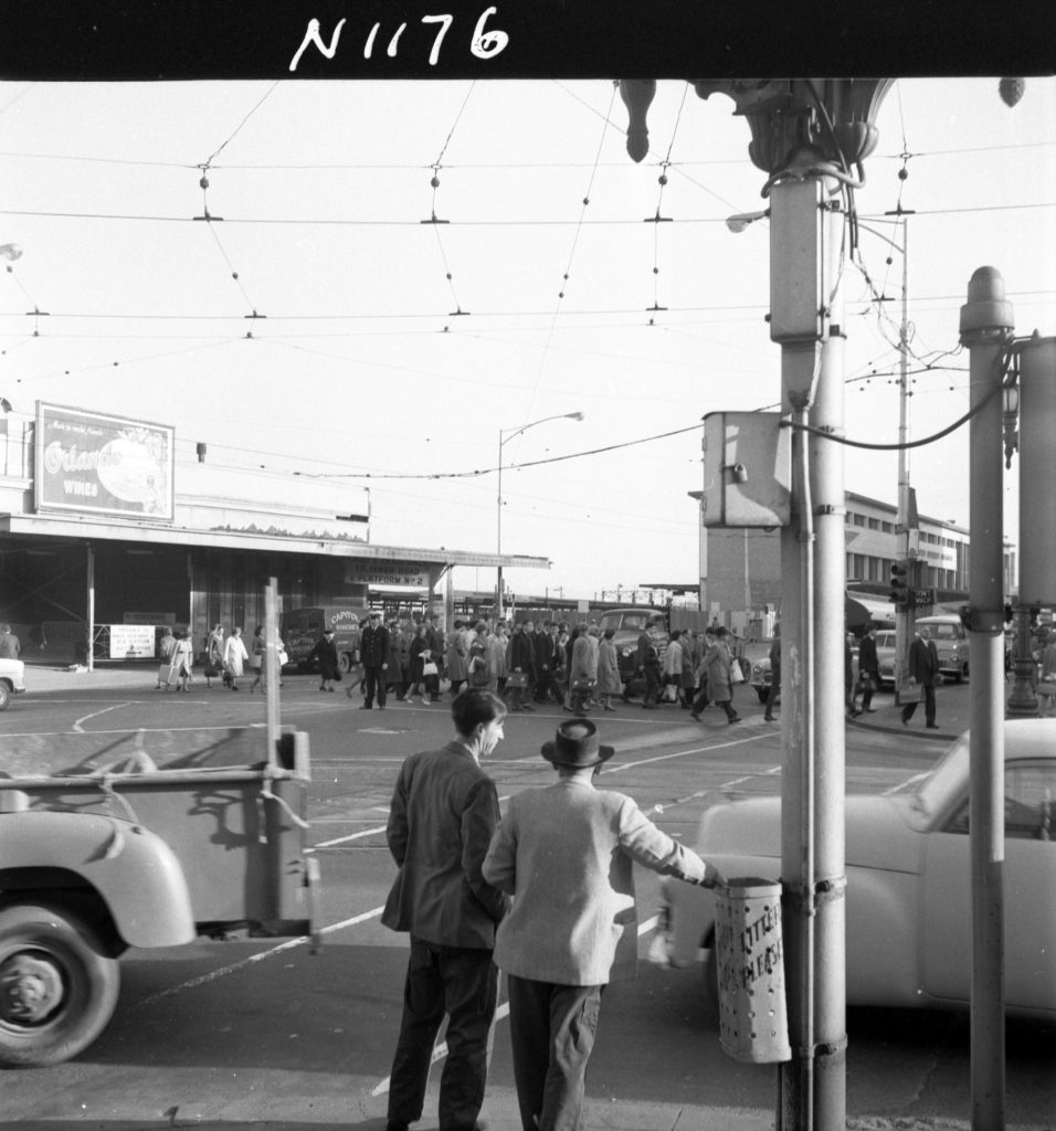 N1176 Image showing traffic and pedestrian flows on the corner of Spencer Street and Collins Street