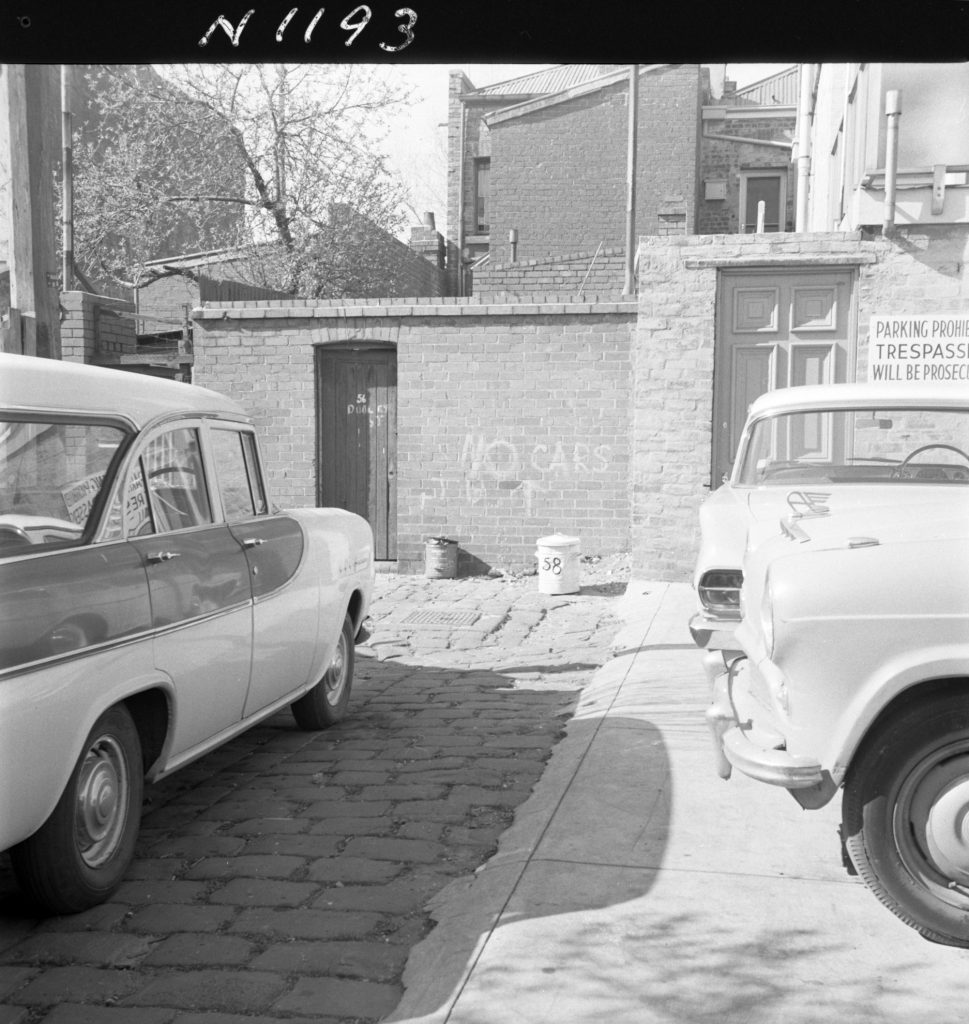 N1193 Image showing a lane at the rear of Walsh Street, West Melbourne