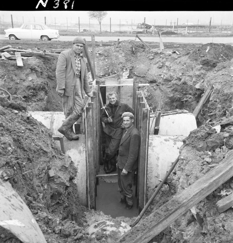 N381 Image showing construction of a pit in the storm water drain, during construction of the Fish Market on Footscray Road